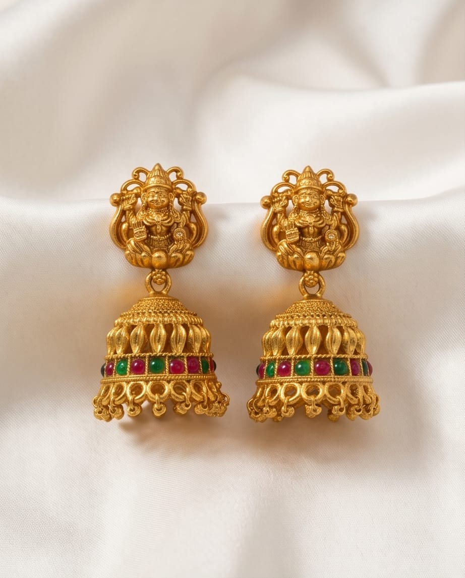 Ira Lakshmi Jhumka